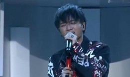 张韶艺爆料华晨宇视频播放,引发网友热议